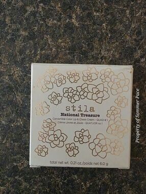 NIB Stila National Treasure Lip And Cheek Quad